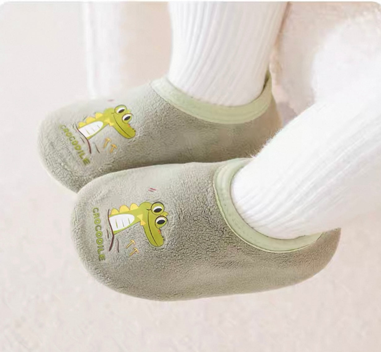 Crocodile Slipper Socks