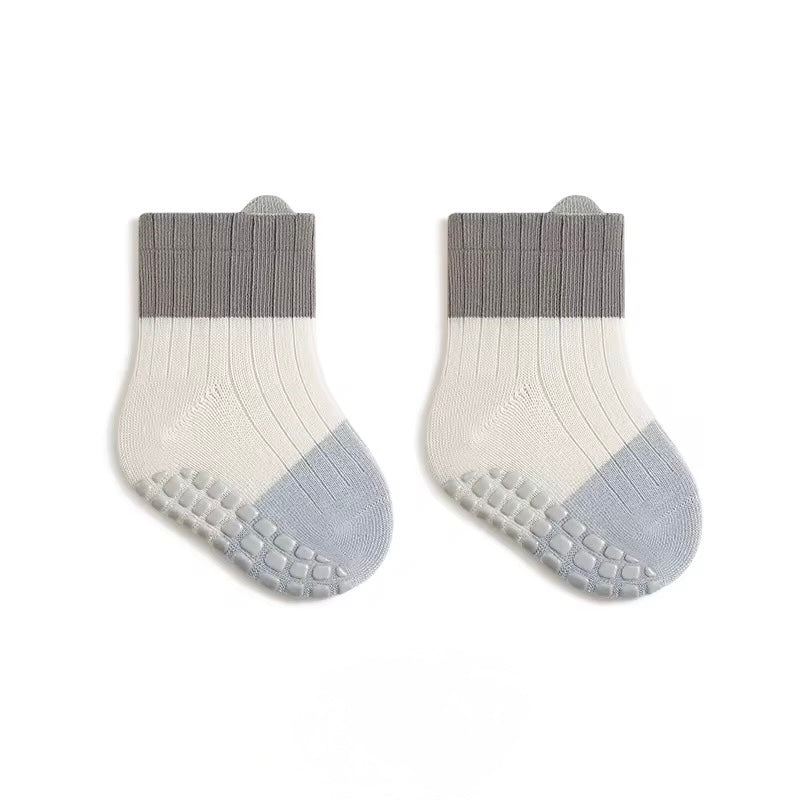 Two Tone Grip Socks