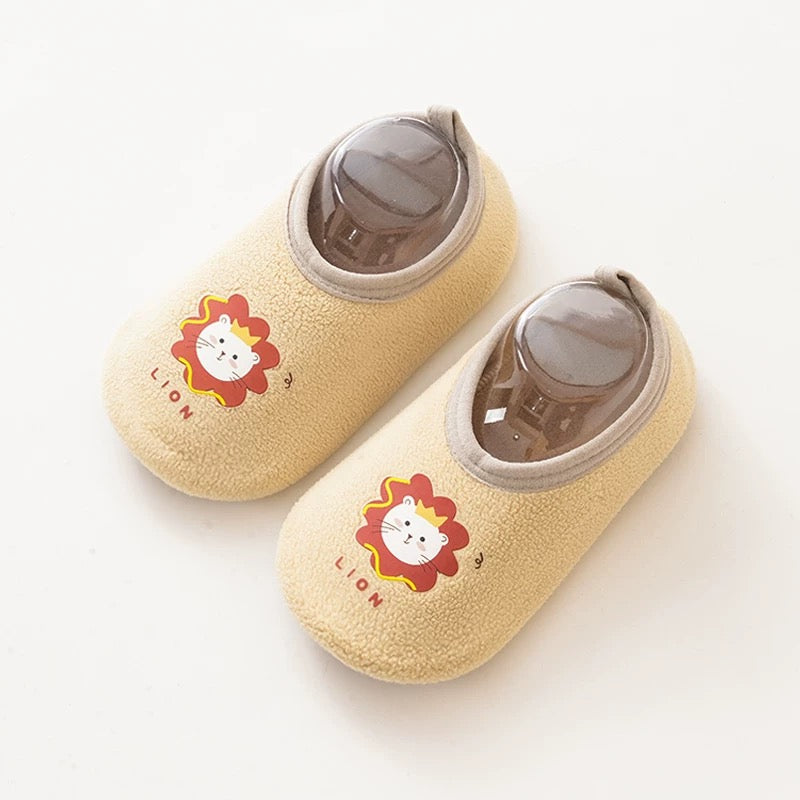 Lion Slipper Socks