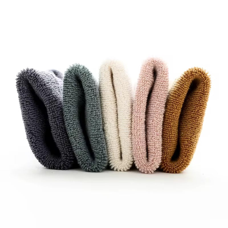 The Cozy Step – Grip Socks