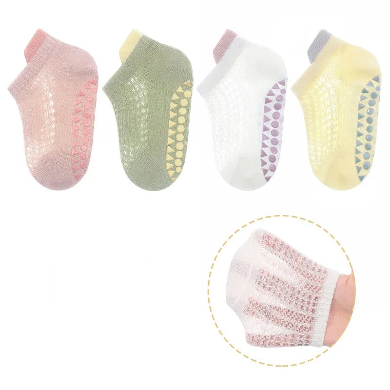 Breathable Summer Grip Socks - 4 pairs