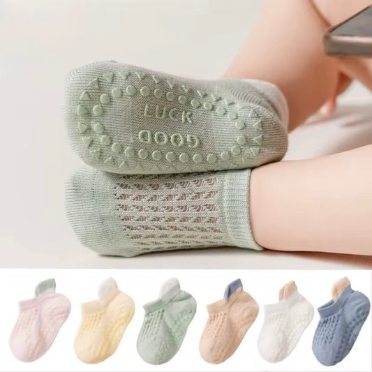 Thin Breathable Grip Socks